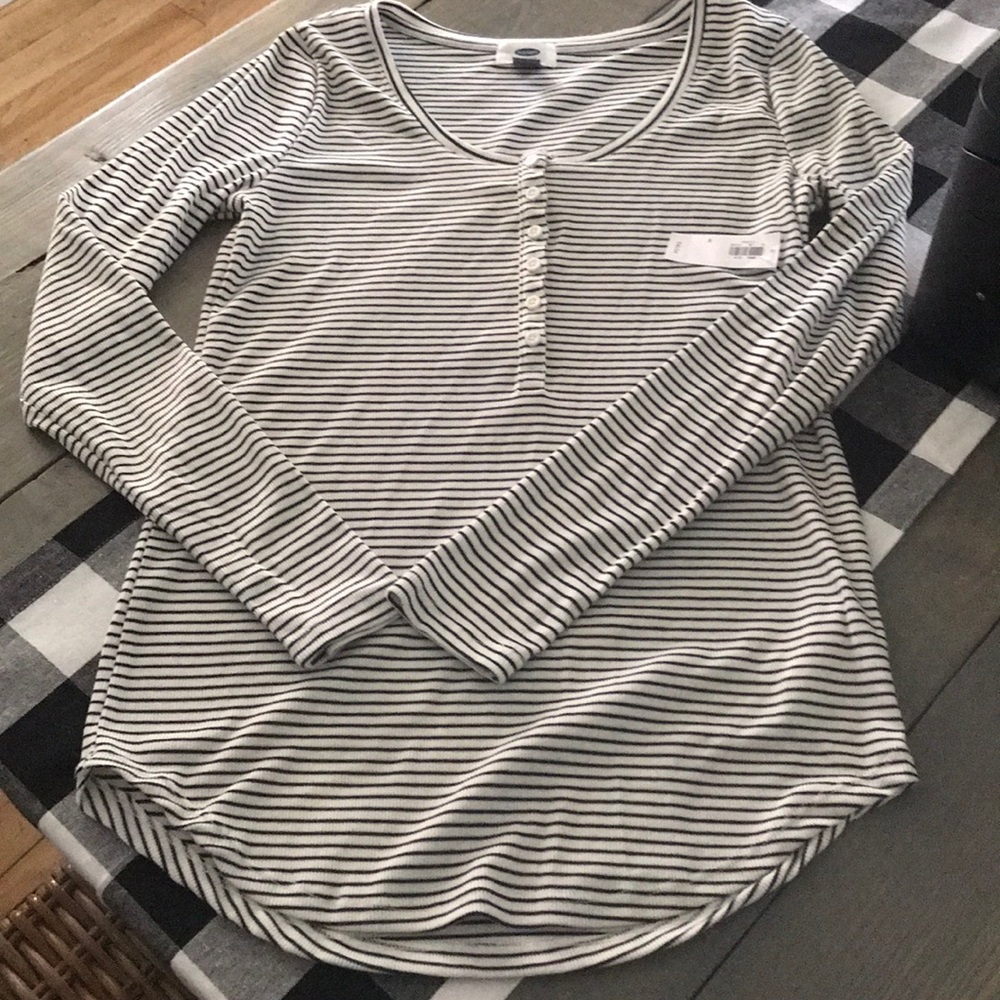 Old navy long sleeve thermal